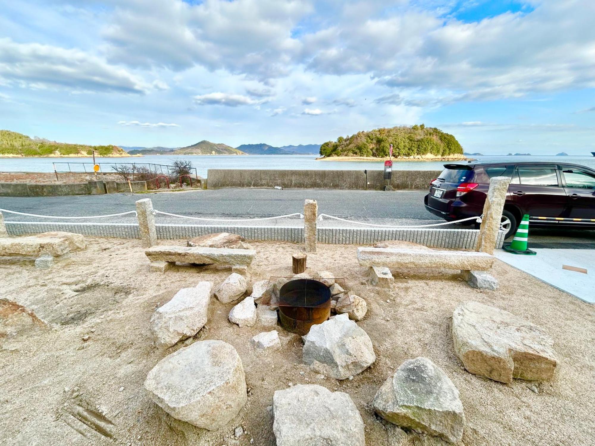 East Shimanami Mukaishima Seafront Villa *